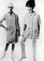 506. Андре Курреж, 1964 г. Пальто и платье мини -стиля, открытого в 1962 году английским модельером Мэри Куант и завоевавшего всемирное признание.